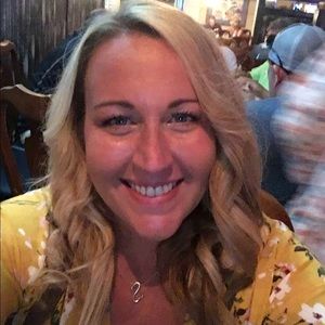 Meet your Posher, Krystal